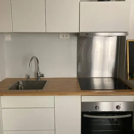 Bagnolet 2 - Ci - Parisian Near Pere Lachaise For 2 Pers Апартаменты *